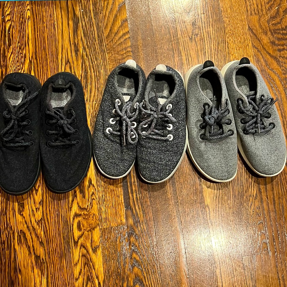 Allbirds Lot Size 8 (3 Pairs Total)